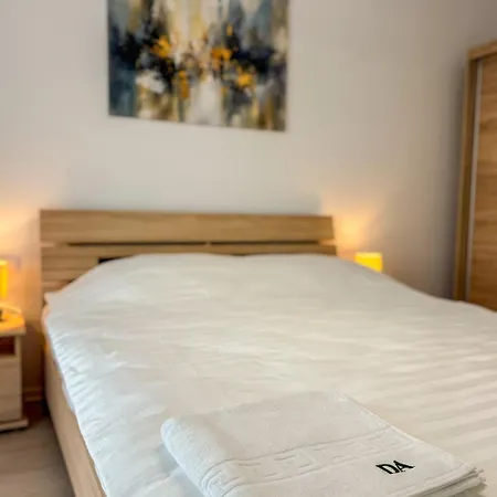 Dorian's Apartments-blvd Muncii 2