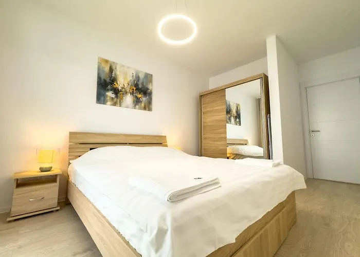 Dorian's Apartments-blvd Muncii 2